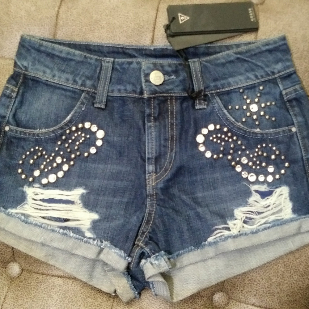 💖2 x $25💖 GUESS  Scarlet Shorts, Western Motif Women sz 23
